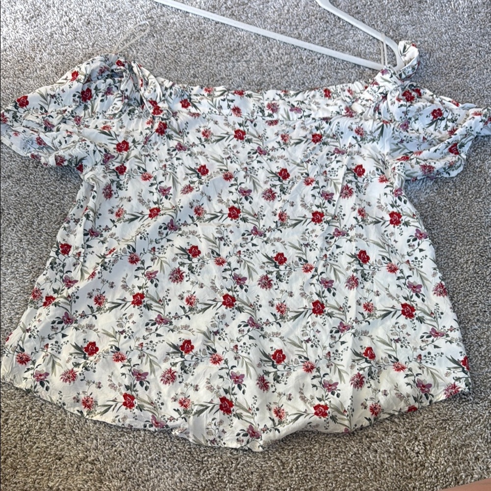 Your story Red and White off the shoulder tie Floral Blouse XXL